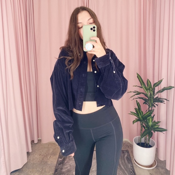🏷SOLD🏷Vintage Corduroy Cropped Shirt Jacket - Picture 2 of 15
